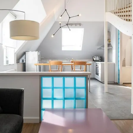 8 Admiralskoje Apartment